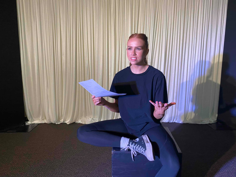 Ashlyn Tobin, Graduate and Performer, Warner Brothers Movie World